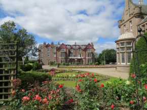  Glenesk Hotel  Эдцелл